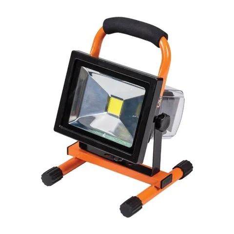 Akumulatorski LED reflektor Villager FUSE VLN 9320