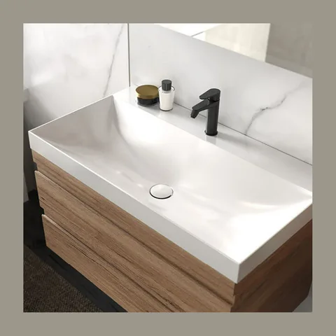 ormaric NAOMI OUN 100 NW
