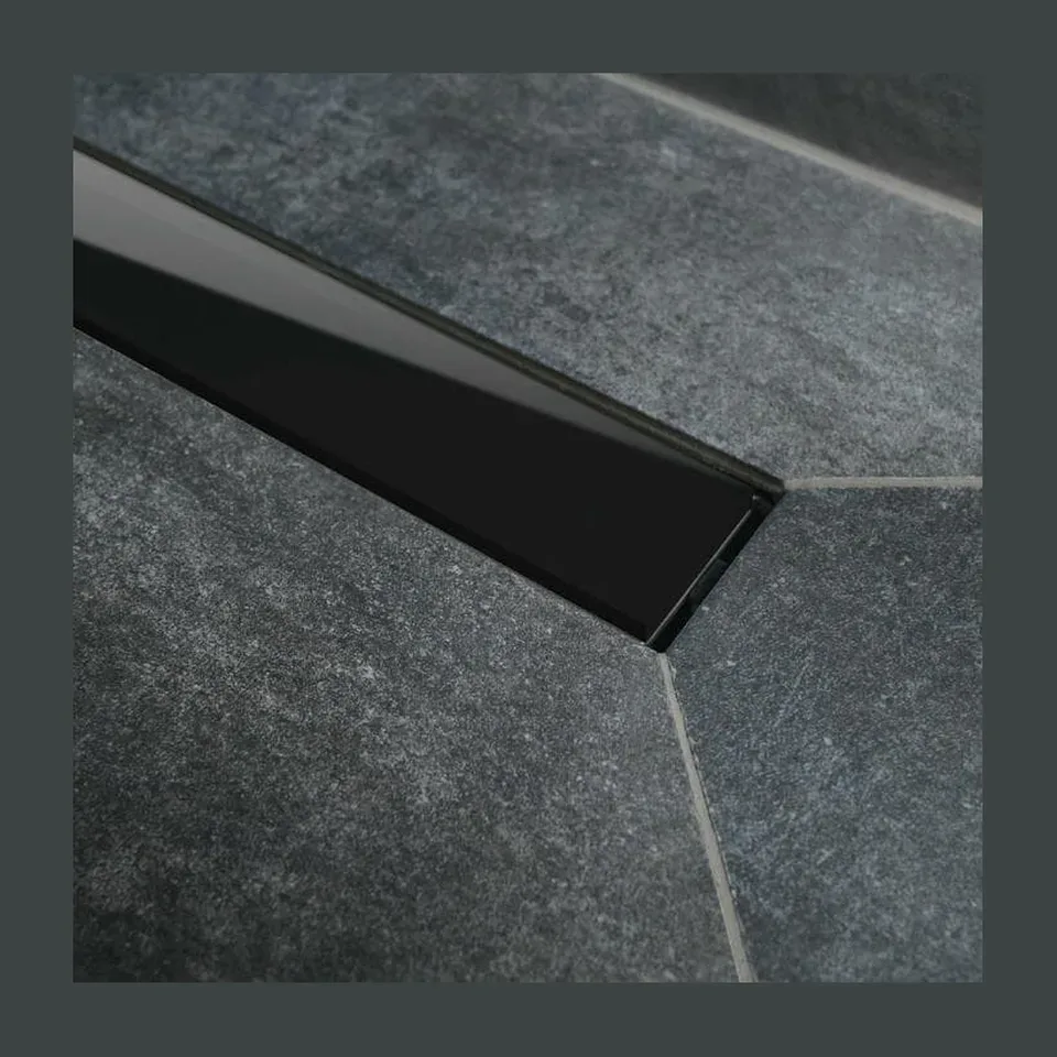 Tuš kanalica Peštan Confluo Frameless Line crno staklo 650 mm